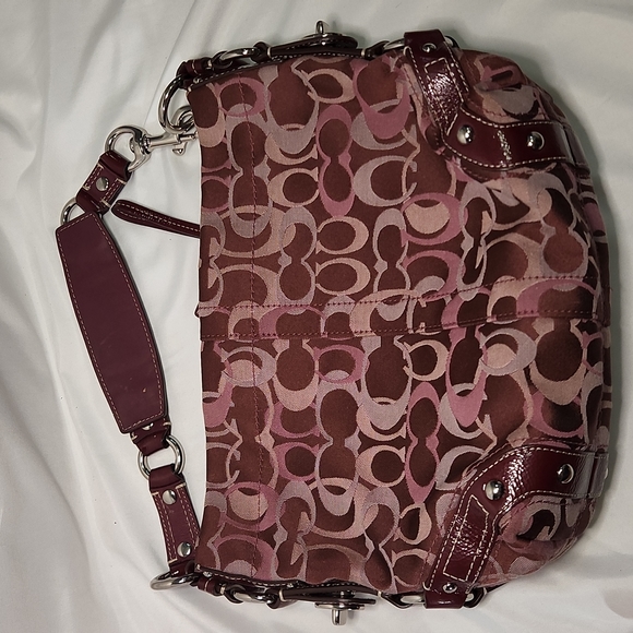 Coach Signature Shoulder Bag - Picture 3 of 7